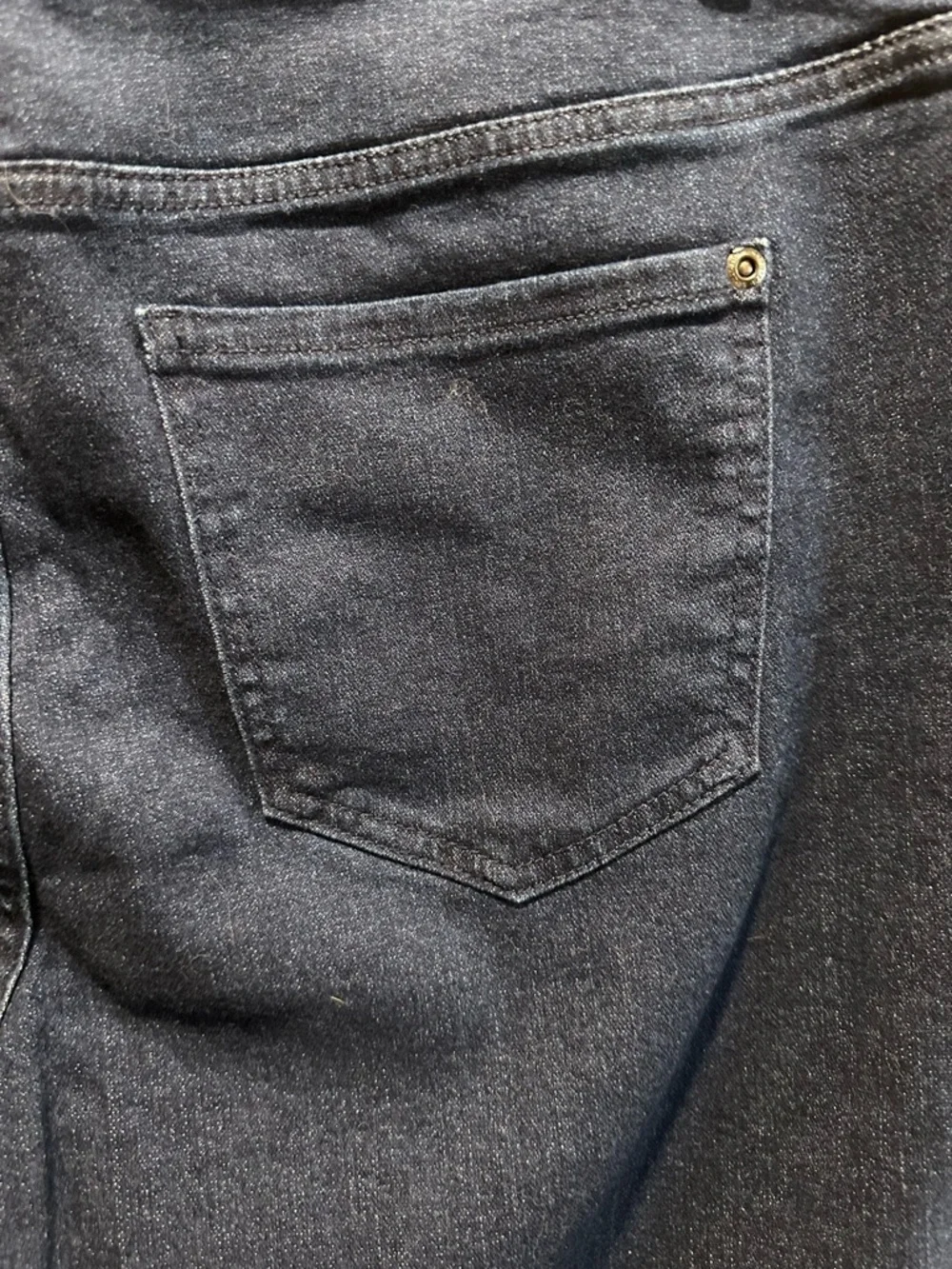 Northern Reflections Relaxed Jeans — Dark Wash Blue - Picture 7 of 8